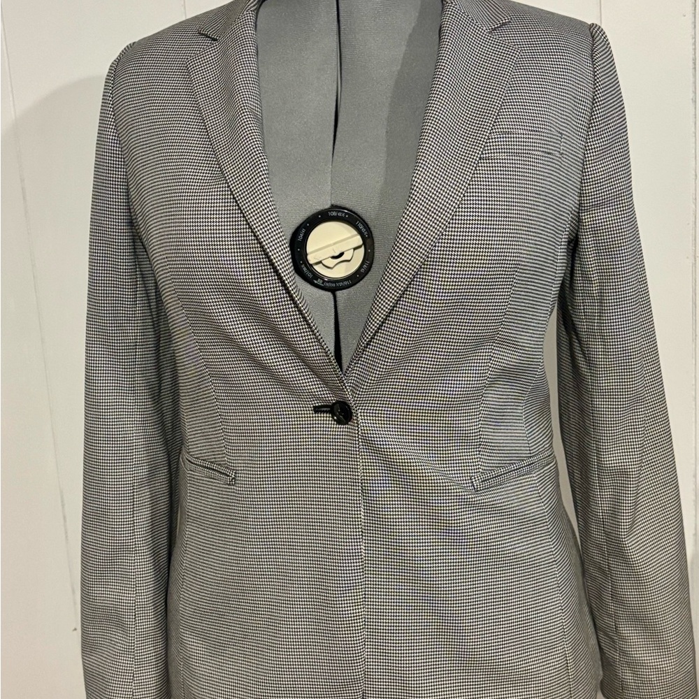 Banana Republic Houndstooth Classic Black and White Blazer
